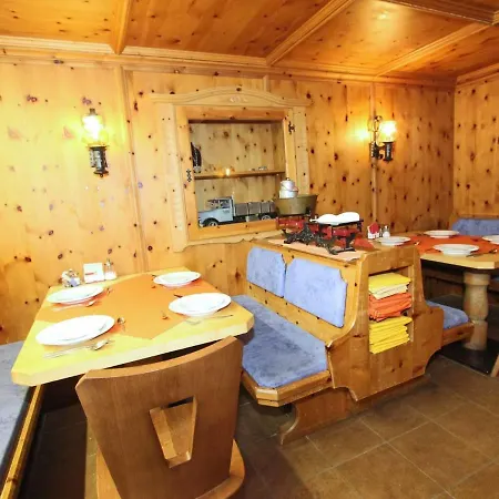 Spacious Holiday In Solden With Sauna * Winkle