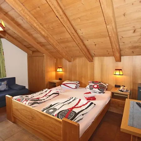 Chalet Spacious Holiday In Solden With Sauna Winkle